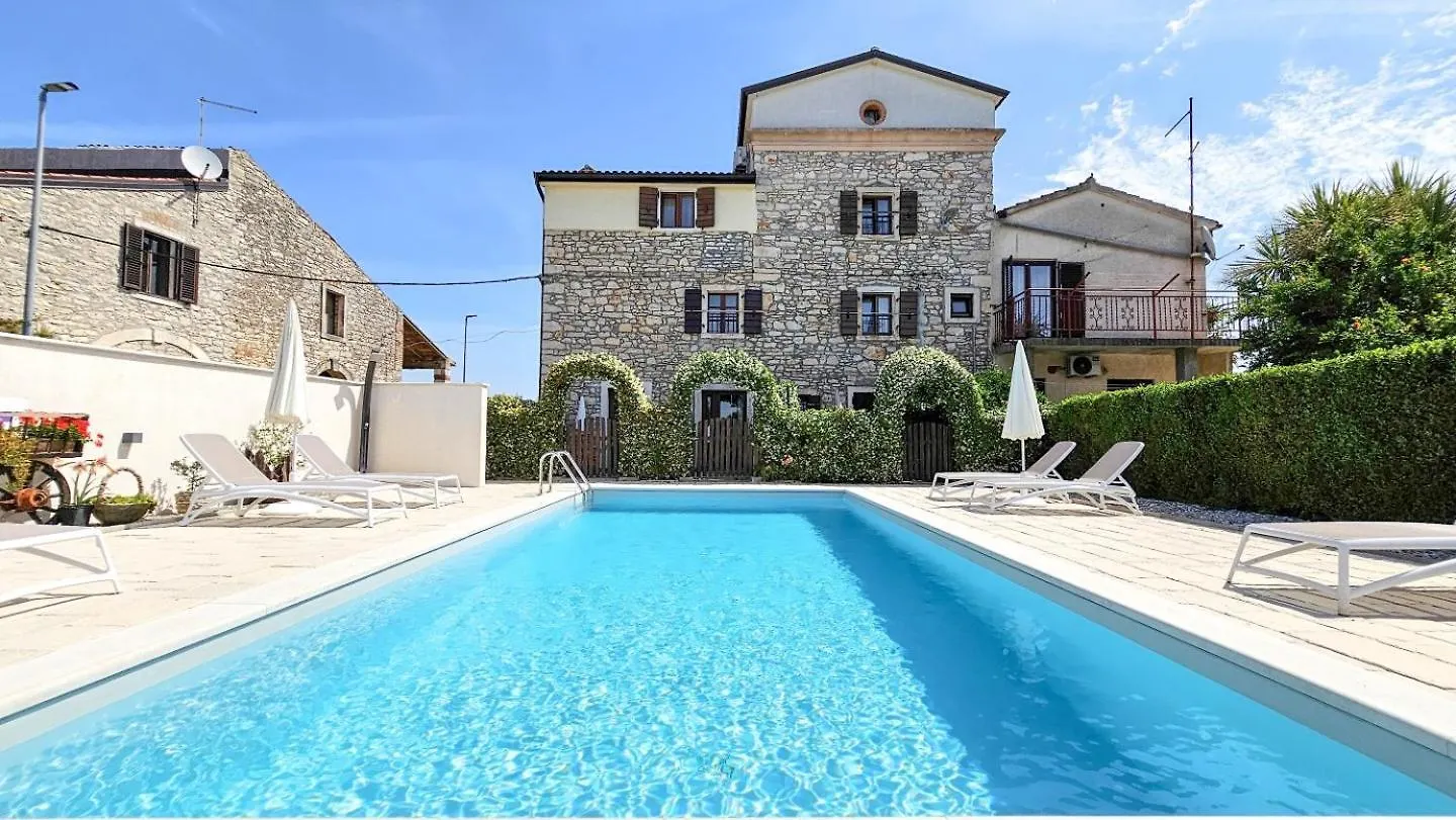 Olimpia 2 Apartamento Novigrad Istria Croácia