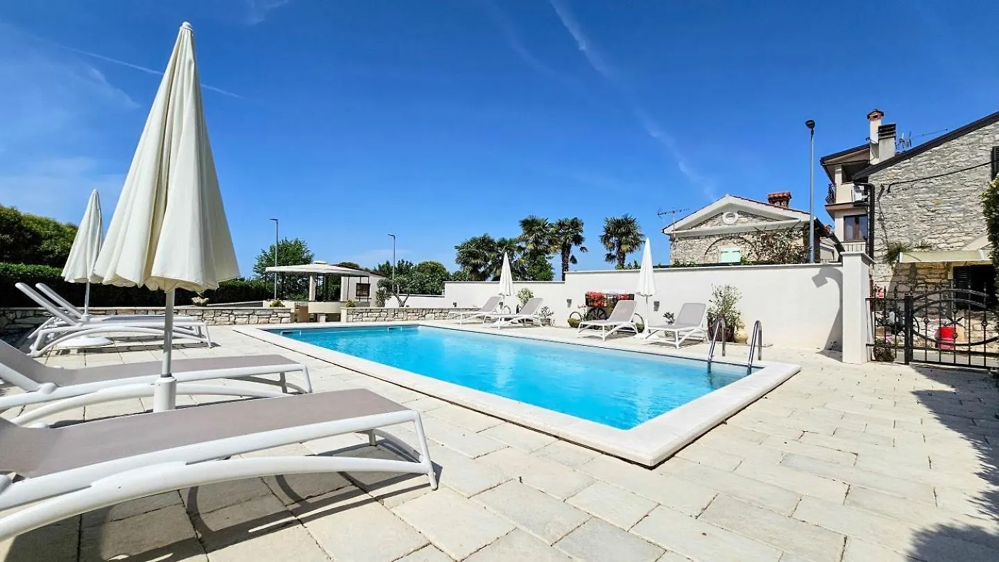 Olimpia 2 Apartamento Novigrad Istria
