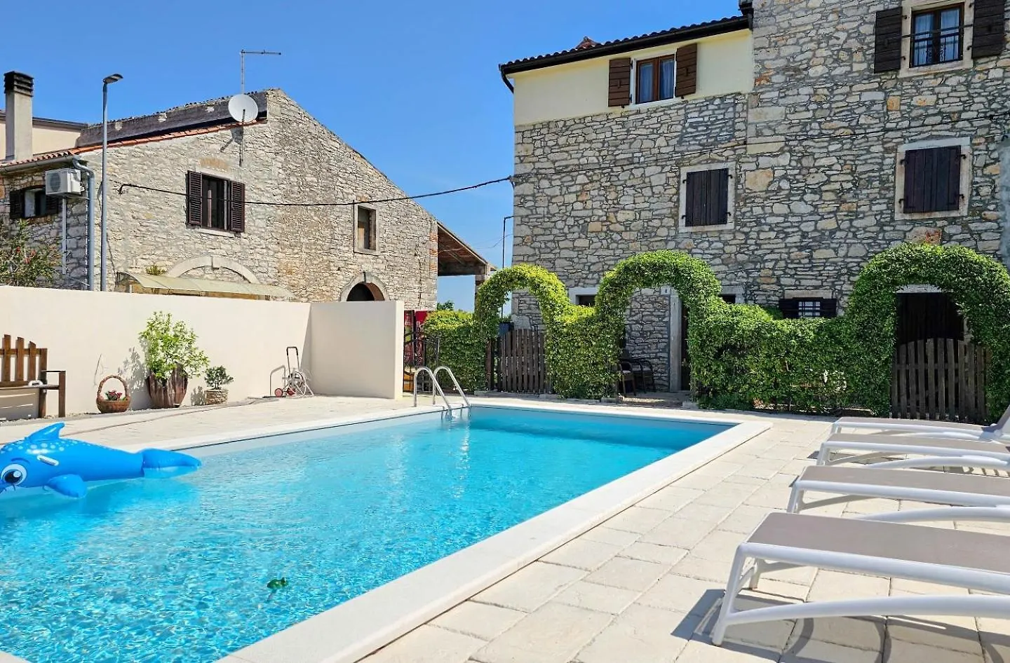 Olimpia 2 Apartment Novigrad